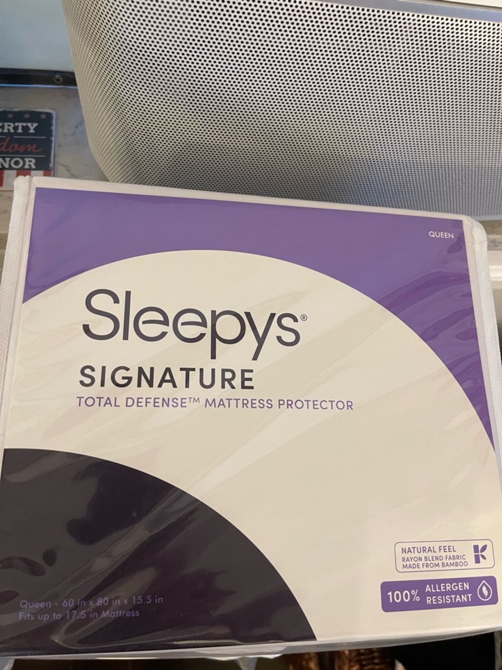 Signature Total Defense Mattress Protector - (Queen)